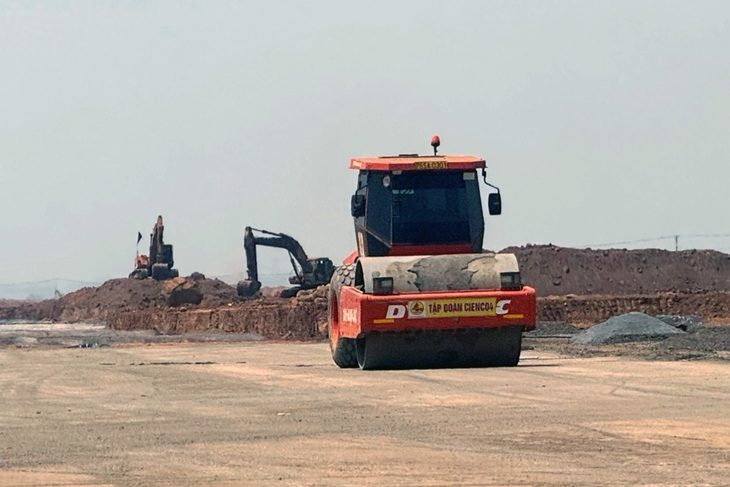 2 tỉ đồng cho ý tưởng độc đáo quy hoạch đô thị sân bay Long Thành- Ảnh 1. Công trường xây dựng nhà ga hành khách dự án sân bay Long Thành đang thi công. Sân bay Long Thành được kỳ vọng sẽ lan tỏa cho việc phát triển kinh tế của cả vùng khi đưa vào khai thác - Ảnh: H.M.